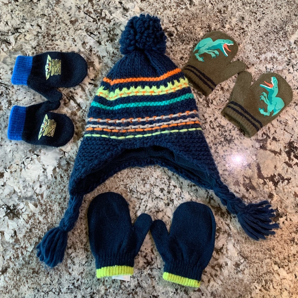 BUNDLE boys set of 3 mittens and a winter hat